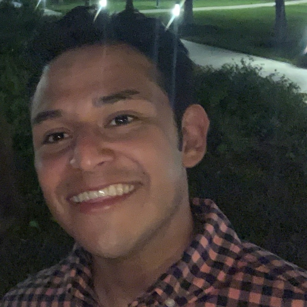 Meet your Posher, Alex